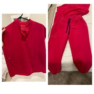PINK FIGS scrubs. Rafaela Top and Zamora Jogger scrub pants. Only worn 3 times!!